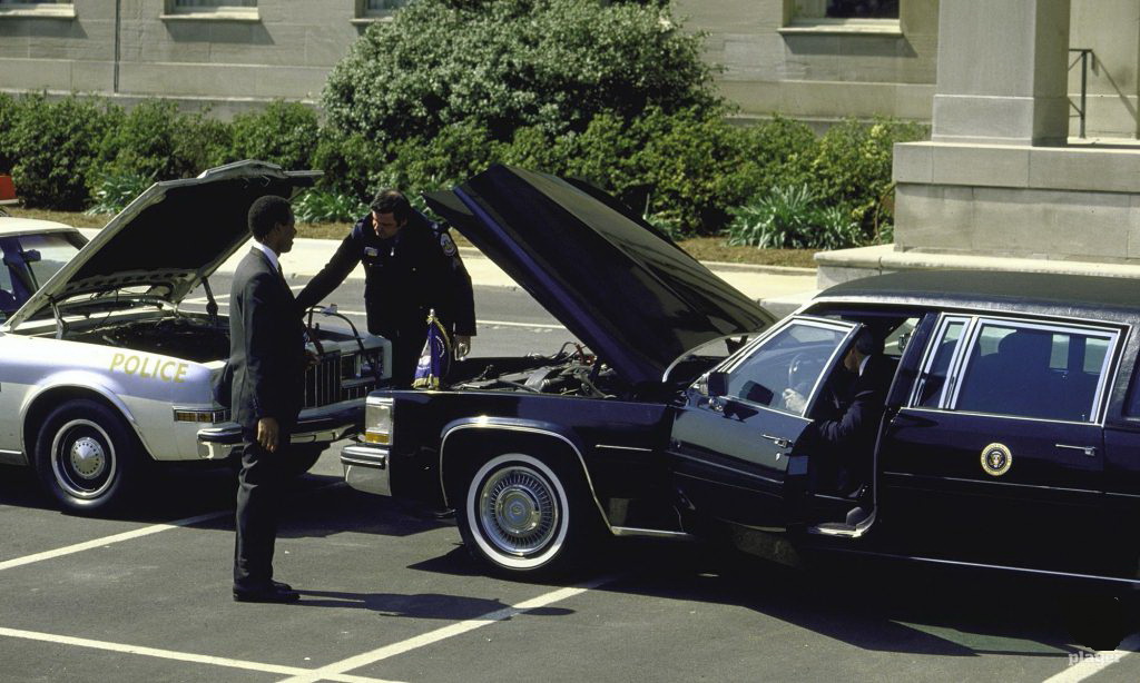 1984 год. Запуск автомобиля от лимузина президента США Рональда Рейгана