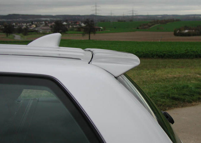 Спойлер на крышку багажника - обвеса Je Design для Volkswagen Touareg
