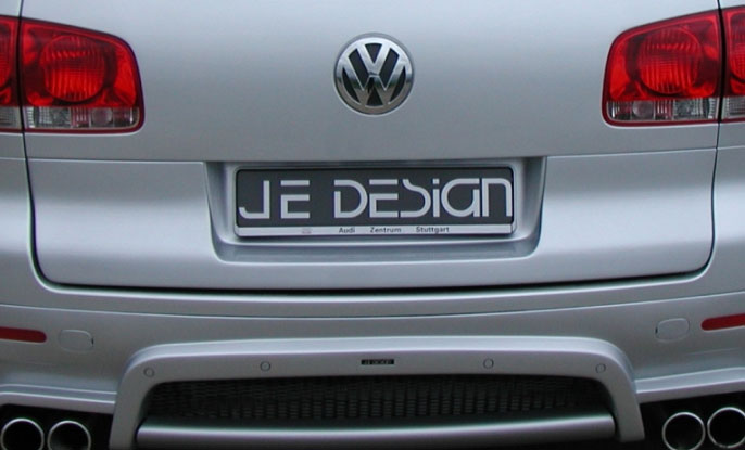 Накладка на заднюю дверь - обвеса Je Design для Volkswagen Touareg