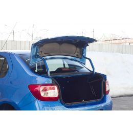 Renault Logan Обшивка внутренней части крышки багажника (Фото 2)