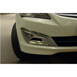 Hyundai Solaris 2015 Накладки на туманки хром (Фото 3)