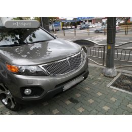 Kia Sorento 2011 Решетка Bentley style