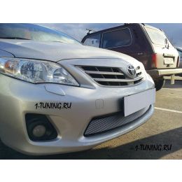 Toyota Corolla 2011-2013 Защита радиатора, хром (Фото 1)